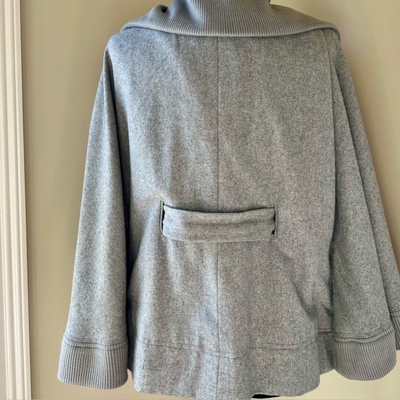 Free People Grey jacket or cape - Picture 2 of 8